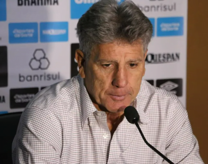 Renato Gaúcho é um treinador de futebol profissional brasileiro do Grêmio